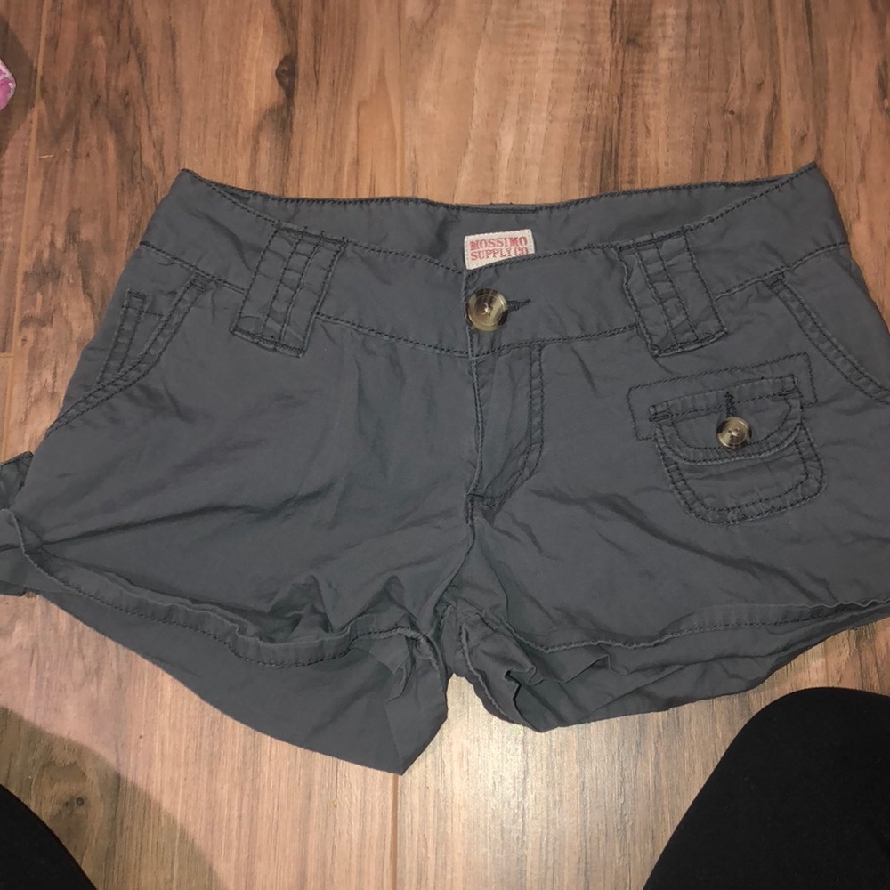 Gray shorts